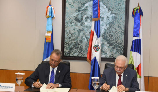 Banreservas y BHD León firman acuerdo para lanzar red de cajeros