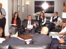 El cónsul Castillo activa en NY el Comité Operativo de Emergencia por ante posible llegada de Irma a RD