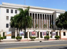 Ministerio de Educación ratifica reanudación docencia el próximo lunes