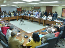 PLD aprueba incrementar cuota de la mujer; pospone tema del padrón y primarias