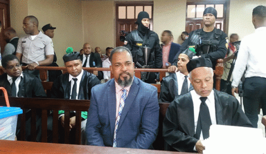 Tribunal San Cristóbal condena exalcalde Raúl Mondesí a ocho años de prisión