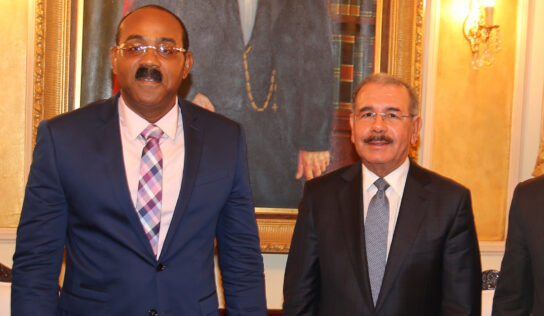 Danilo se solidariza con pueblo y gobierno Antigua y Barbuda