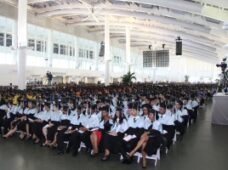 UNAPEC gradúa más de mil profesionales; Rector afirma urge aplicación de valores éticos