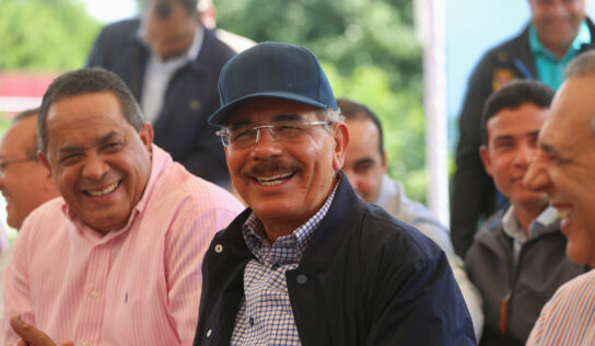 Gobierno financiará 5,000 tareas a dos asociaciones campesinas de Las Calderas, Baní