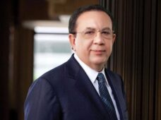 Gobernador del Banco Central destaca efecto multiplicador de Industria de la Construcción