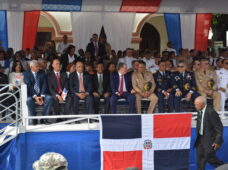 Alcalde Nelson Guillén encabeza actos por 173 aniversario de la Constitución