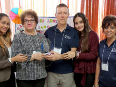 Entidad católica norteamericana reconoce labor Despacho Primera Dama con adolescentes embarazadas