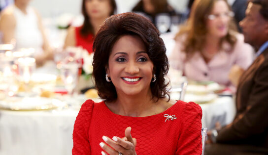 Primera Dama exhorta población trabajar para seguir avanzando en el camino de prosperidad de RD