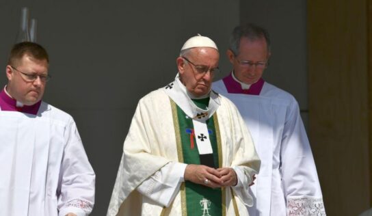 El Papa Francisco pide perdón por abusos de sacerdotes en su primer discurso en Chile