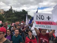 Honduras; la historia siempre se repite dos veces