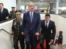 Danilo Medina sale a Suiza para participar en 48 Reunión Anual del Foro Económico Mundial