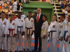 RECONOCEN TRAYECTORIA Y APORTES AL DEPORTE DEL PRESIDENTE DEL CONSEJO NACIONAL DE DROGAS