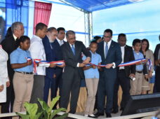 PRESIDENTE DANILO MEDINA ENTREGA MODERNO CENTRO EDUCATIVO EN SANTO DOMINGO ESTE