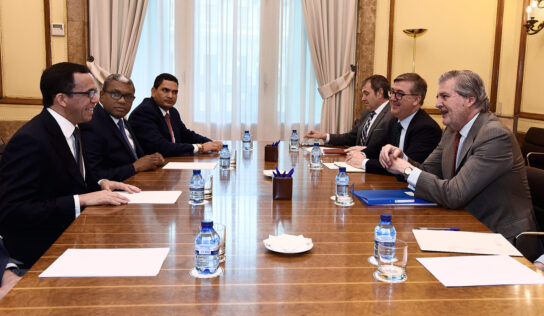 ANDRÉS NAVARRO TRABAJA ACUERDO CON MINISTRO DE EDUCACIÓN DE ESPAÑA PARA TELEVISIÓN EDUCATIVA