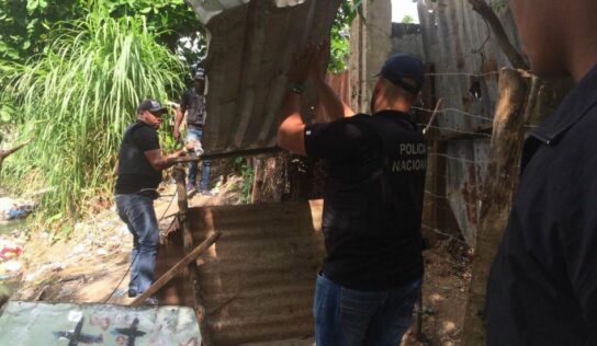 DICAN desmantela punto de drogas y apresa cinco personas