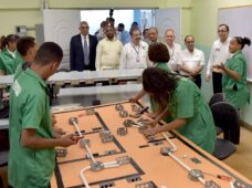 ANDRÉS NAVARRO MUESTRA A MINISTROS DE CENTROAMÉRICA AVANCES DE LA REVOLUCIÓN EDUCATIVA