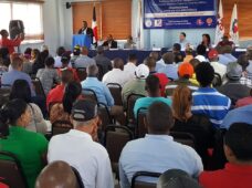 Trabajadores de zonas francas reclaman nueva ley de seguridad social