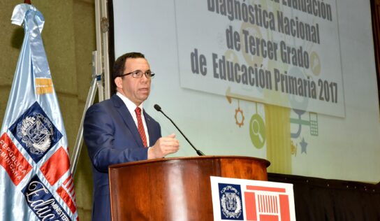 ANDRÉS NAVARRO PRESENTA RESULTADOS PRUEBA NACIONAL DIAGNÓSTICA DE TERCER GRADO