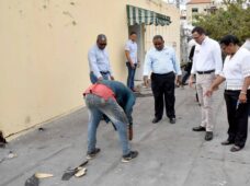 ANDRÉS NAVARRO LLAMA A ACUDIR A CLASES MAÑANA LUNES TRAS CONCLUIR SEMANA SANTA