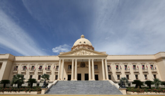 Presidente Danilo Medina convoca al Senado y Cámara de Diputados para conocer proyectos de leyes en trámite