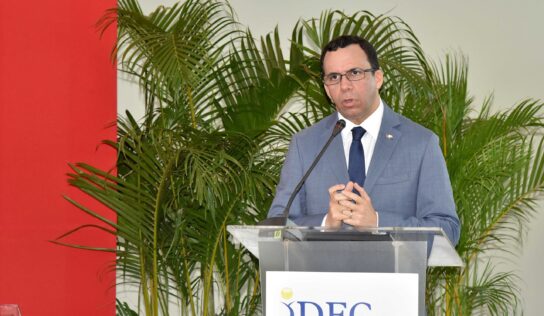 ANDRES NAVARRO APUESTA A QUE EL 4% SE ADMINISTRE CON EFICIENCIA Y TRANSPARENCIA PARA UNA MEJORA SUSTANCIAL Y PERMANENTE EN LA CALIDAD EDUCATIVA