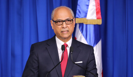 República Dominicana establece relaciones diplomáticas con República Popular China