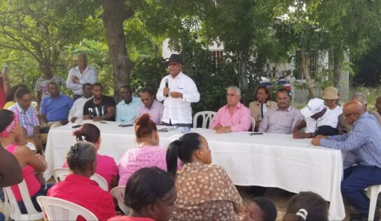 Amadeo Lorenzo exhorta a dirigentes trabajar incansablemente para llevar al poder al PRD