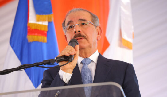 Danilo anuncia Estación Multimodal, ampliación Teleférico y Terminal Interurbana del Cibao