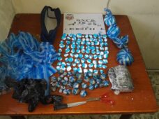 DESMANTELAN BANDA EN SANTIAGO Y OCUPAN MILES DE PORCIONES DE DROGAS EN OPERATIVOS DE INTERDICCION