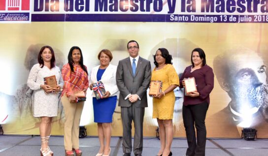 ANDRÉS NAVARRO ABOGA POR CONSTRUCCIÓN DE LIDERAZGOS AUTÉNTICOS BASADOS EN EL BIEN COMÚN