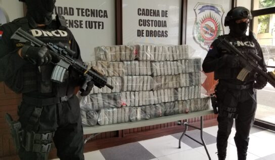 OCUPAN 133 PAQUETES PRESUMIBLEMENTE COCAÍNA EN MONTECRISTI