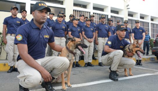 DNCD INTEGRA 24 UNIDADES CANINAS AL COMBATE Y PERSECUCIÓN DEL NARCOTRAFICO