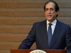 Gustavo Montalvo reúne Junta Nacional de Alfabetización y presenta avances del Plan Quisqueya Aprende Contigo