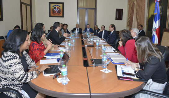 Ministro de la Presidencia, Gustavo Montalvo, encabeza reunión seguimiento Plan Soberanía y Seguridad Alimentaria