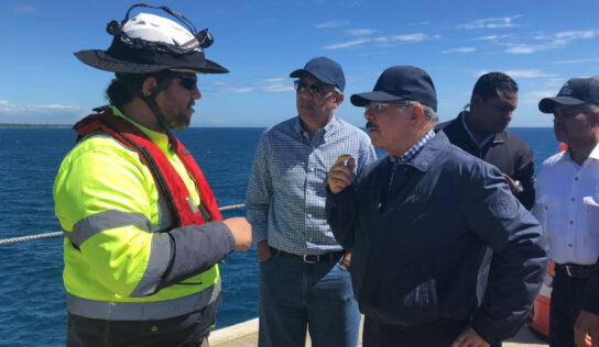 Danilo supervisa avances Presa Monte Grande, planta de productores de mango y Punta Catalina