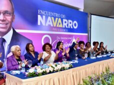 ANDRÉS NAVARRO REAFIRMA COMPROMISO DE TRABAJAR POR UNA SOCIEDAD DE IGUALDAD DE OPORTUNIDAD PARA LA MUJER