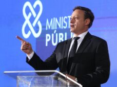 Procurador Jean Rodríguez en desacuerdo con condena impuesta a Marlin Martínez por asesinato de Emely Peguero