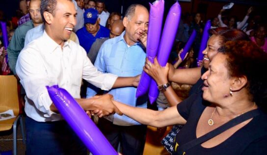 DOMINGO CONTRERAS AFIRMA SU CANDIDATURA GARANTIZA PLD RECUPERE ALCALDÍA DEL DN