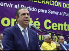 FRANCISCO JAVIER GARCIA PRESENTA LA CANDIDATURA DE GONZALO CASTILLO