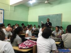 DICAN continua previniendo a jóvenes, sobre drogas y presión de grupos