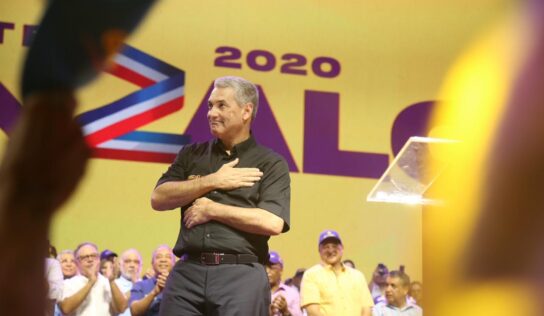 GONZALO CASTILLO PROCLAMA QUE EL PAÍS DEMANDA DE UNIDAD PARA SEGUIR AVANZANDO