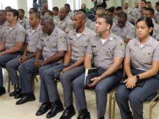 Reconocen a 35 como «Policías del Mes» por su gran entrega en el ejercicio de sus funciones