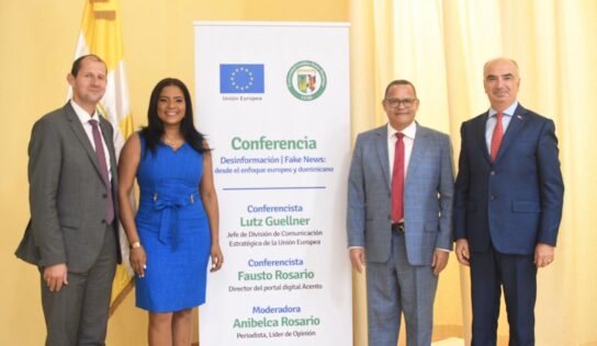 Unión Europea y Universidad Católica Santo Domingo disertan sobre la desinformación y noticias falsas