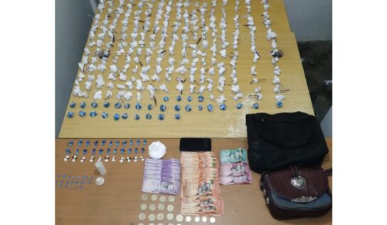 DICAN OCUPA 3,169 PORCIONES DE DROGAS Y 400 CAJETILLAS DE CIGARRILLOS