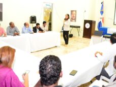 CDP- SANTIAGO Y DIGEIG REALIZAN TALLER SOBRE  PERIIODISMO DE DATOS