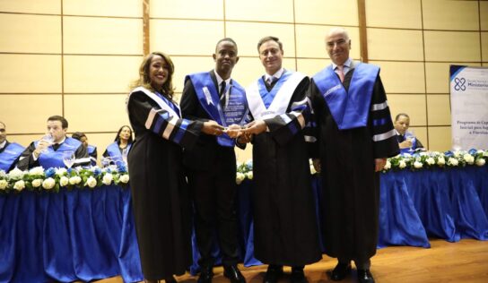 Procuraduría gradúa 172 nuevos fiscalizadores