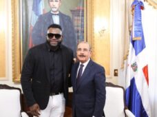 David Ortiz visita a Danilo Medina con motivo de Navidad y Año Nuevo, época propicia para renovar lazos de amistad, cariño y respeto
