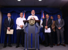 Ejecutivos Grupo Ágora y Hilton se reúnen con Danilo Medina. Anuncian complejo Santiago Center