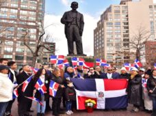 Consulado Dominicano en NY encabeza ofrenda floral de organizaciones a Juan Pablo Duarte y exhorta a emularlo