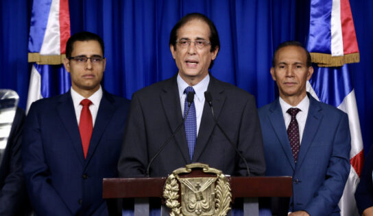 Presidente Danilo Medina promulga reforma a Ley Seguridad Social que beneficiará a más de 400 mil dominicanos